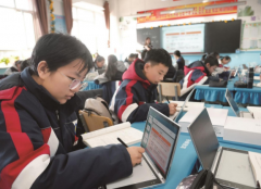 构建了覆盖学生学习全流程满足多维度需求的智能化学习环境